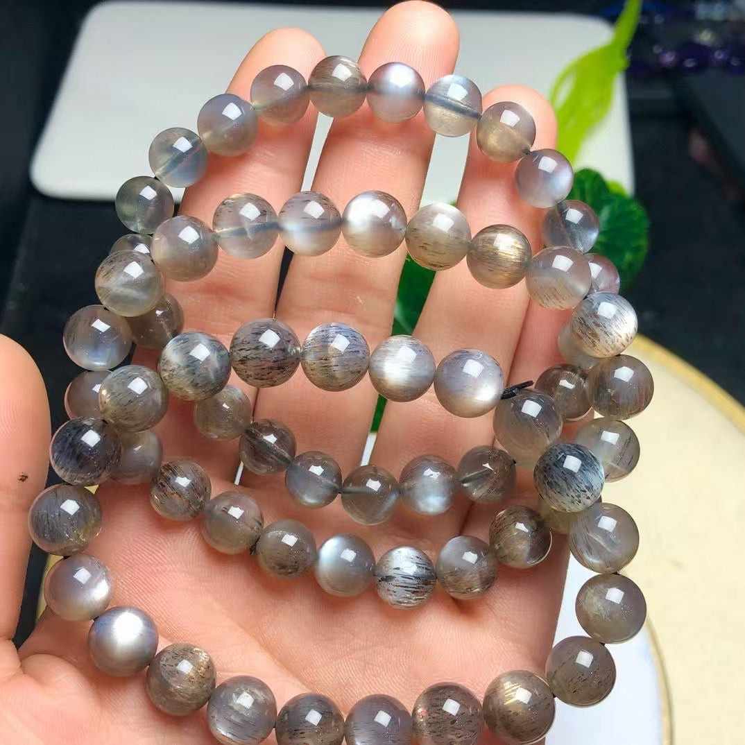 8mm天然黒バックボーンの輪飾りブレスレット