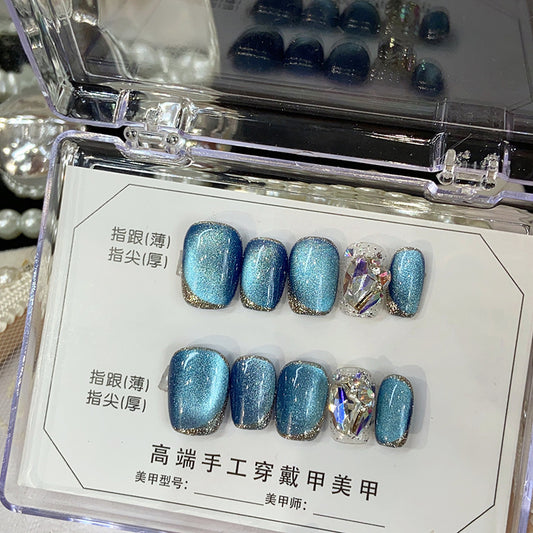 青いキャッツアイダイヤ神秘的で高級感のあるウェアラブル