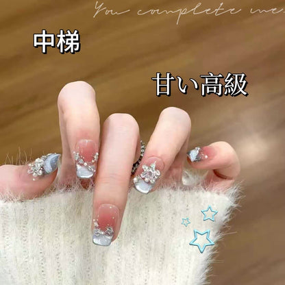 ブルーキャッツアイチークスタークラッシュ爽やかな白さ高級感のある手作りネイル