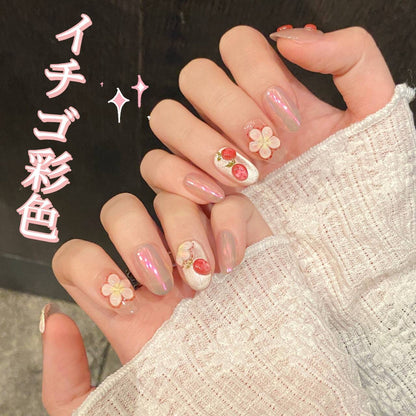 イチゴのポッポッ立体の手でイチゴの色絵春夏純粋な手で優しく優雅な楕円を着用し