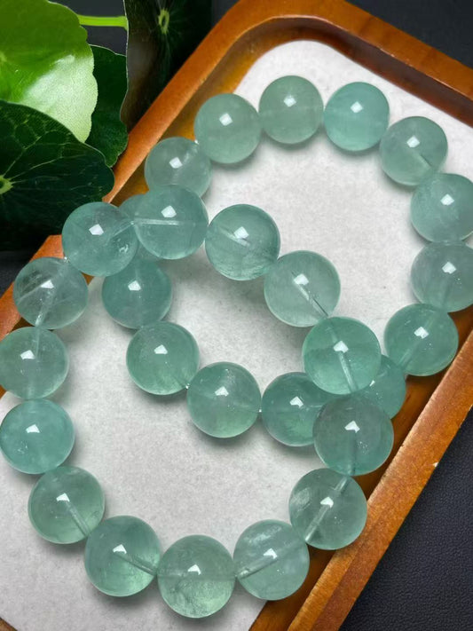 17mm緑蛍石シングルカールブレスレット