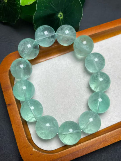 17mm緑蛍石シングルカールブレスレット