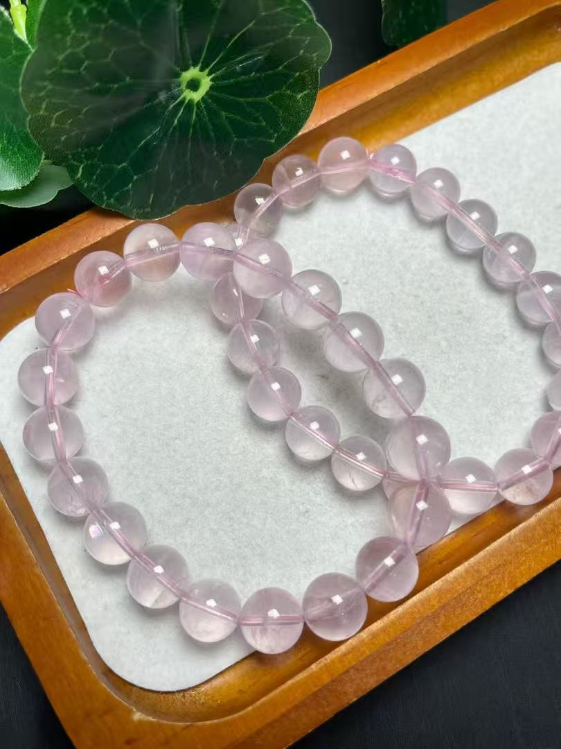 17mmピンク水晶のシングルストランドブレスレット