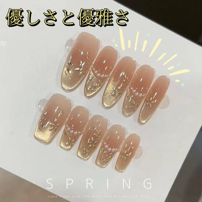 金枝玉葉キャッツアイ琺瑯手画真珠装飾長楕円甲を着用し