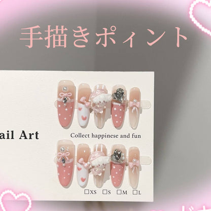 純手制の深い眠り小熊のリボンダイヤモンド装飾の手描きの波点甘くてかわいいユニークな目新しいピンクの楕円を身に着け