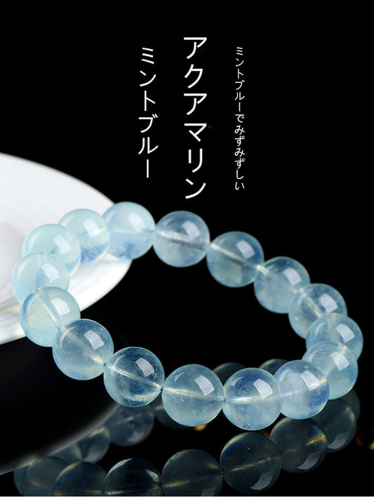 優しい雰囲気の天然青水晶