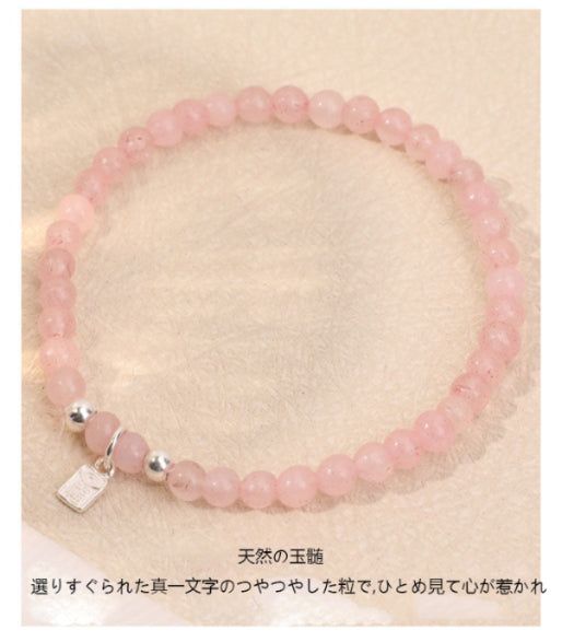 天然の粉の水晶の女性の型の精緻な小さい衆