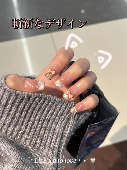 かわいい猫のチークフレンチキャッツアイキティのリボン飾りが台形になってい