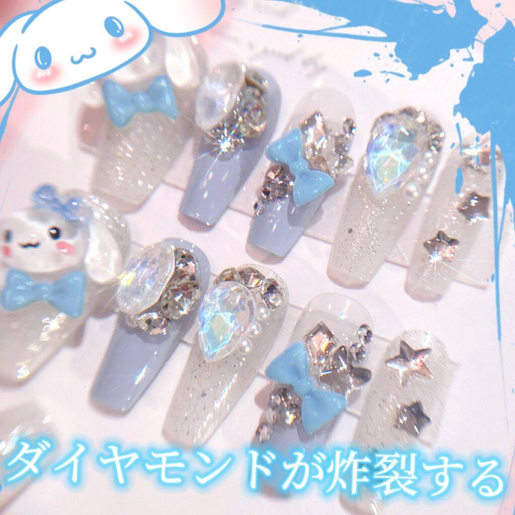 キンモクセイのリボンが可愛い甘いキャラクターの甲冑を着けてい