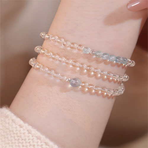空の青雪の海藍宝の白水晶の手串の美しい腕輪女性天然の軽くて豪華