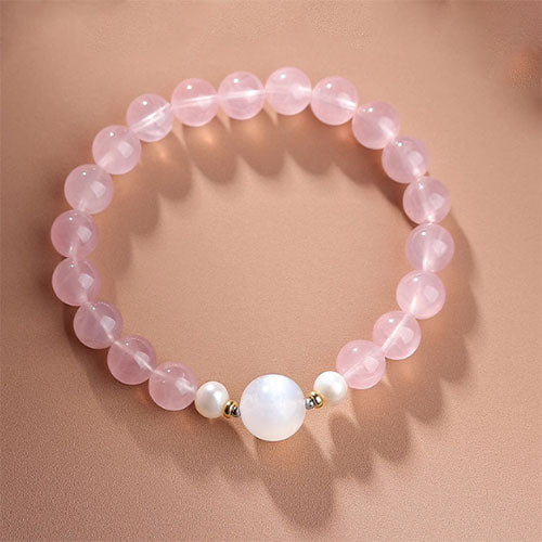 ピンククリスタルの手串高級感が巡り巡ってきますムーンストーン真珠のブレスレット