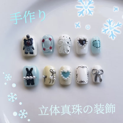 手で作って立体パールで飾るのが可愛いんですね。インスタ風手で描いて流行してい