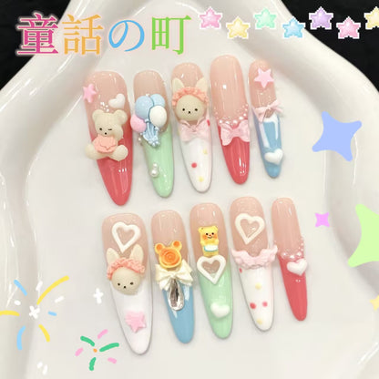 童話の町ドーパミン童話風の立体装飾かわいい甘い風船小熊の細長い甲をつけ
