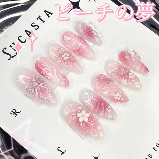 水蜜桃の夢の世界の立体猫の目氷の花めかして純手働の蝶の白い花装飾アーモンド型の甲を着用し